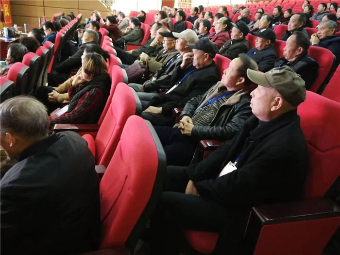 晚年大学联谊召开春季客户推荐会