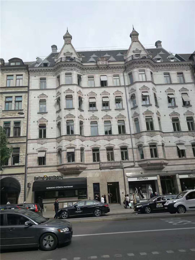 北欧+俄罗斯14日游集锦 沙尼亚首都塔林、诺贝尔文学研究院、天主教堂、王宫和皇家图书馆