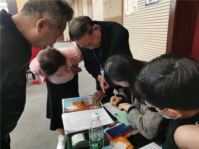 绵阳豪门国际官网沐日旅行社举行新疆南疆专列(漠河专列)华阳避暑线路推荐会暨客户答谢会
