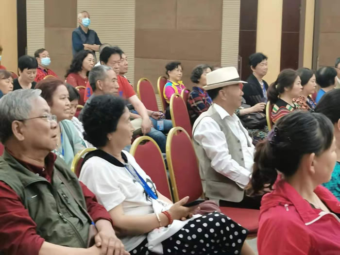 绵阳豪门国际官网沐日旅行社客户答谢会暨华阳避暑及旅居看房推荐会