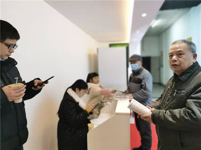 四川中青旅绵阳分社、绵阳市豪门国际官网沐日旅行社、绵阳自来文化撒播有限公司24H自助售货服务盛大开业