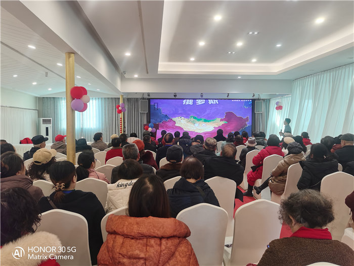 绵阳豪门国际官网沐日旅行社举行2026年年度答谢宴暨双内蒙+贝加尔湖线路宣布会